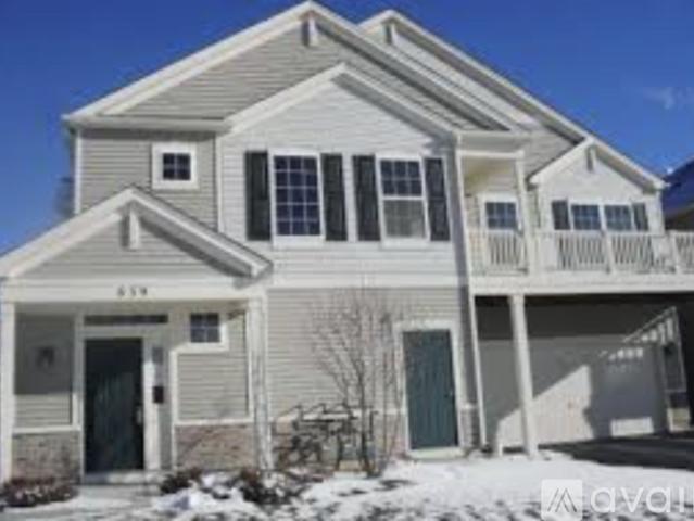 3 BR, 2 BA Apartment 659 Arbor Cir, Lakemoor, IL 60051