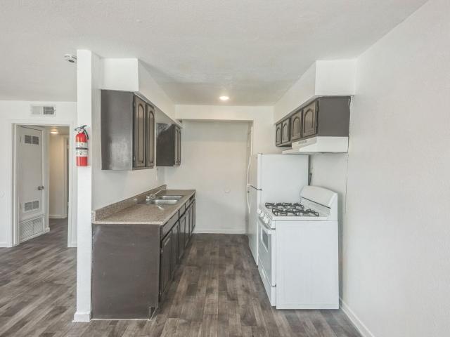 3 BR, 2 BA Apartment 6607 Prino Road Unit 46, Hitchcock, TX 77563
