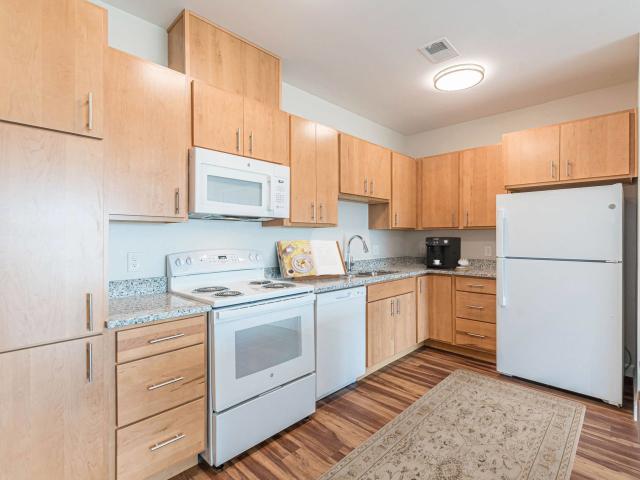 3 BR, 2 BA Apartment 6615 Augusta Road Unit 2105, Greenville, SC 29605