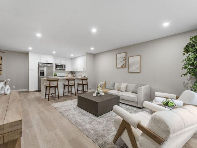 3 BR, 2 BA Apartment 662 670 Tamarack Avenue Unit 664 1, Carlsbad, CA 92008