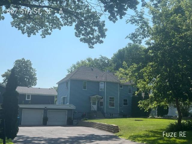 3 BR, 2 BA Apartment 667 5th St. SE, Forest Lake, MN 55025