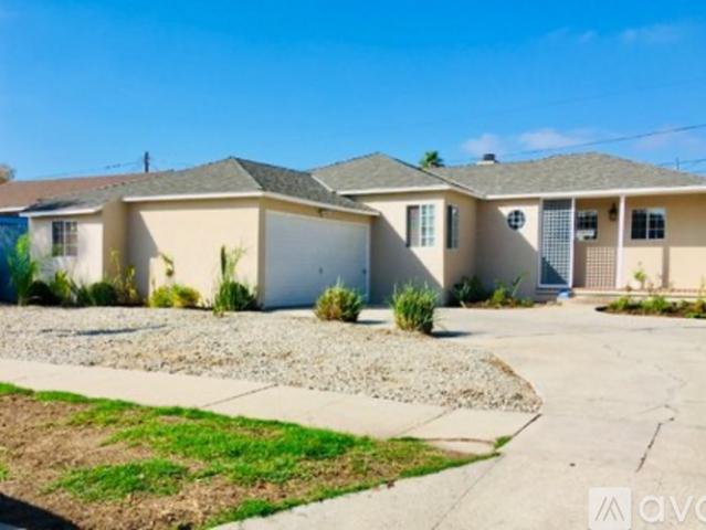 3 BR, 2 BA Apartment 6657 Bovey Avenue, Los Angeles, CA 91335