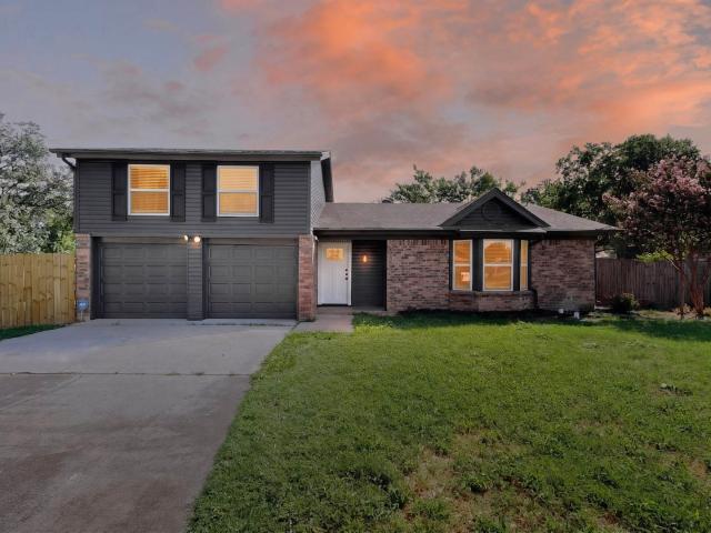 3 BR, 2 BA Apartment 6708 Johnnie Ct, Watauga, TX 76148