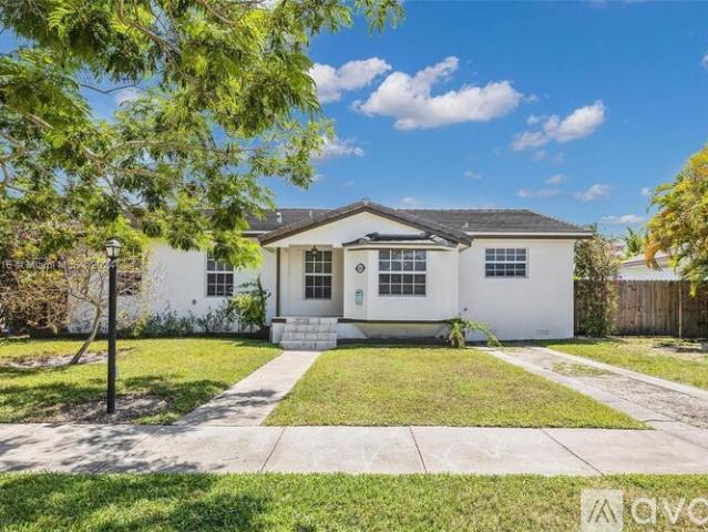 3 BR, 2 BA Apartment 6830 N Waterway Dr, Miami, FL 33155
