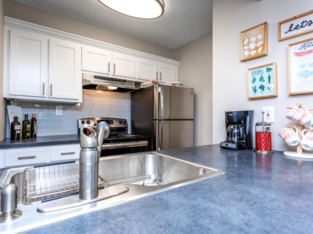 3 BR, 2 BA Apartment 6860 Bebout Drive Unit 182011, Norcross, GA 30093