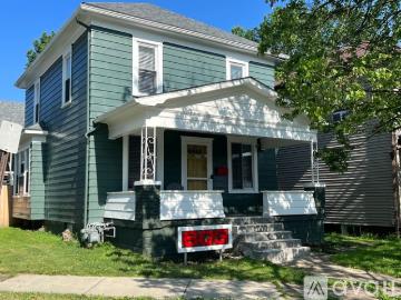 3 BR, 2 BA Apartment 603 Mc Dowell Ave, Steubenville, OH 43952