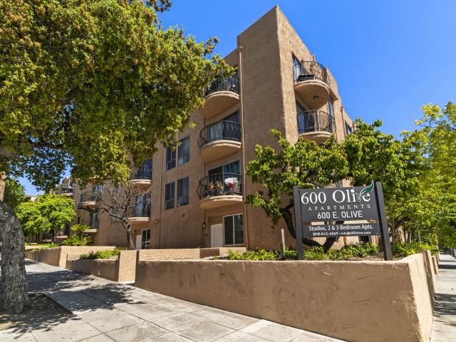 3 BR, 2 BA Apartment 600 East Olive Avenue Unit 202, Burbank, CA 91501