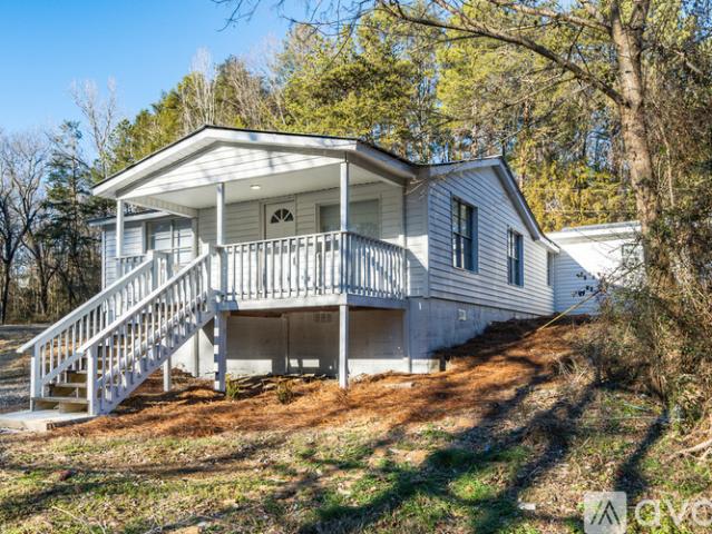 3 BR, 2 BA Apartment 6016 New Castle Road, Morris, AL 35116
