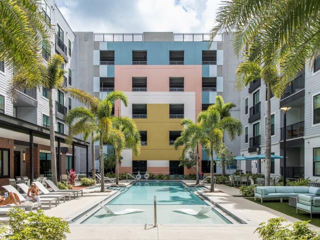 3 BR, 2 BA Apartment 608 N. Willow Ave. Unit 339, Tampa, FL 33606