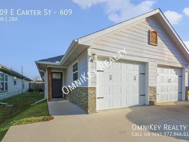 3 BR, 2 BA Apartment 609 E Carter St, Sherman, TX 75090