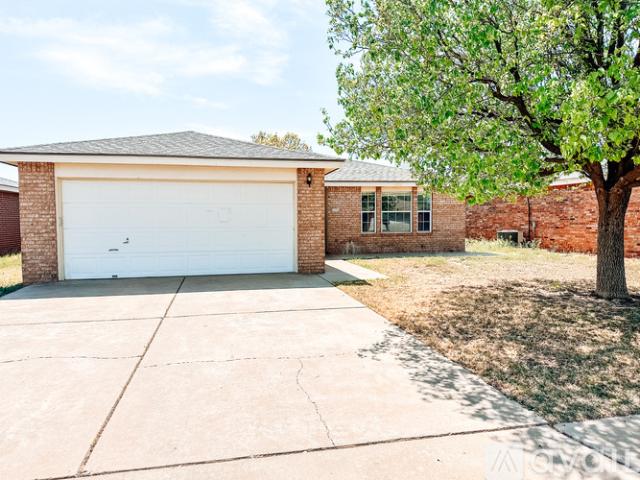 3 BR, 2 BA Apartment 6111 7th St, Lubbock, TX 79416