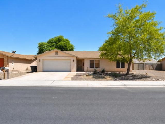 3 BR, 2 BA Apartment 6146 E 41ST PL, YUMA, AZ 85365