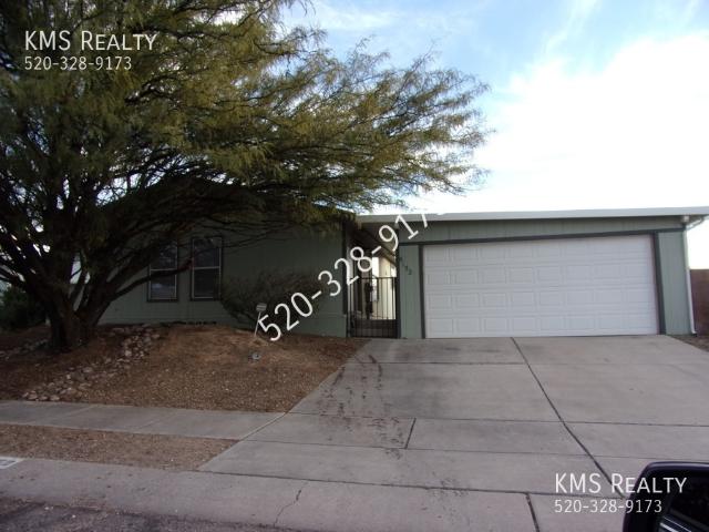 3 BR, 2 BA Apartment 6152 E Ship Rock Drive, Tucson, AZ 85756