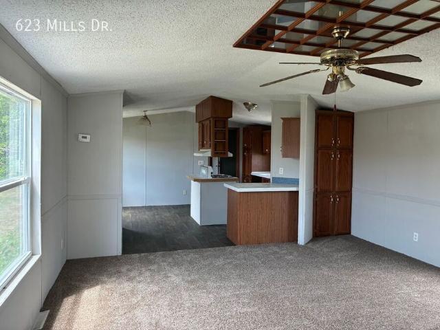 3 BR, 2 BA Apartment 623 Mills Dr Towanda, KS 67144