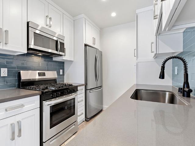 3 BR, 2 BA Apartment 6201 Coldwater Canyon Avenue Unit 02, North Hollywood, CA 91606