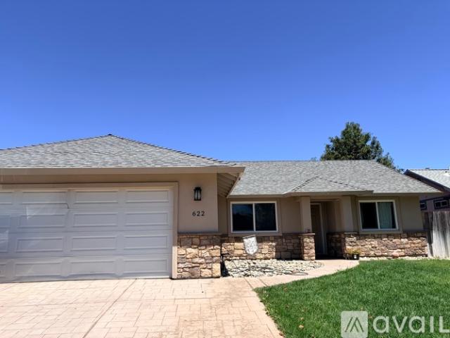 3 BR, 2 BA Apartment 622 Bernier Circle, Galt, CA 95632