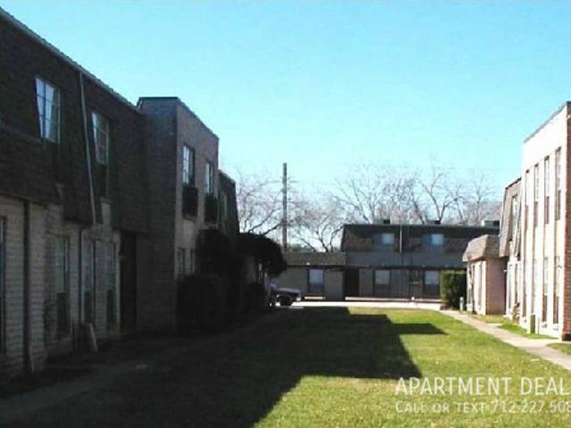 3 BR, 2 BA Apartment 631 Wilson RdÂ, Humble, TX 77338