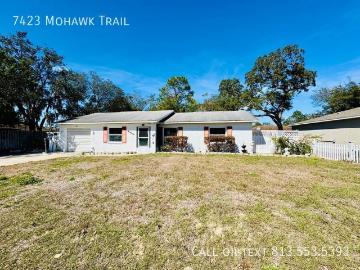 3 BR, 2 BA Apartment 7423 Mohawk Trail, Spring Hill, FL 34606