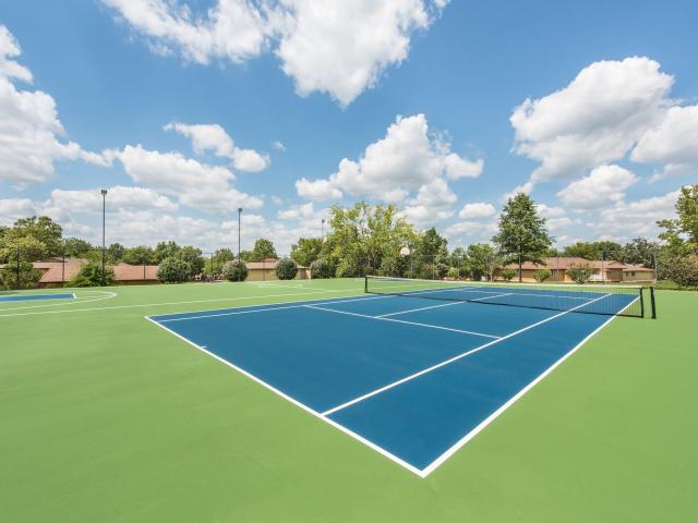 3 BR, 2 BA Apartment 7575 W 106th St Unit 45 413, Overland Park, KS 66212