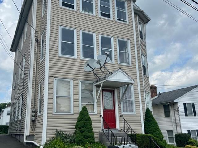 3 BR, 2 BA Apartment 75 Hayes St, Unit 3/4, New Britain, CT 06053