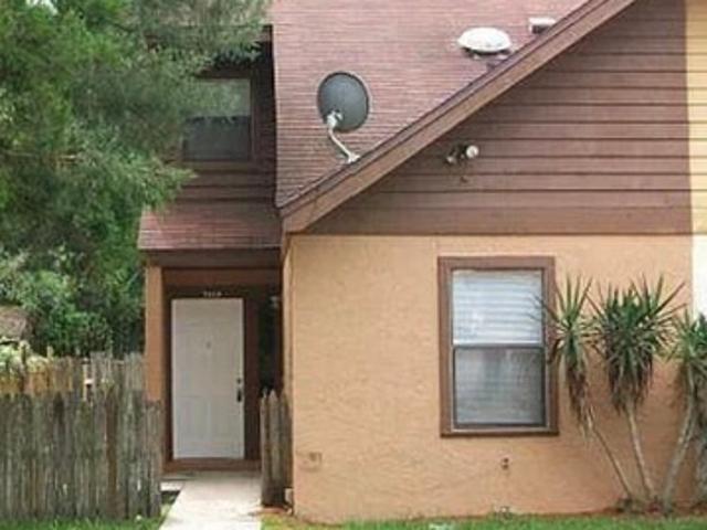 3 BR, 2 BA Apartment 7610 Jana Lane South, Unit 7610, Jacksonville, FL 32210