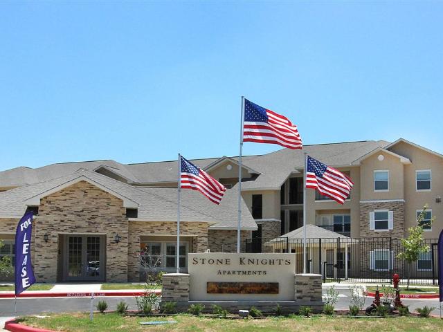 3 BR, 2 BA Apartment 7619 King Arthurs Court Unit 3 336, Laredo, TX 78041