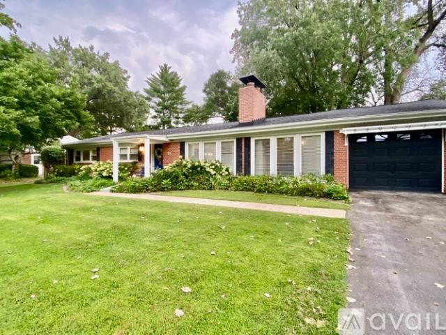 3 BR, 2 BA Apartment 766 Wenneker Drive, St. Louis, MO 63124