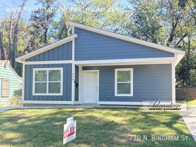 3 BR, 2 BA Apartment 770 N. Bingham St Memphis, TN 38112