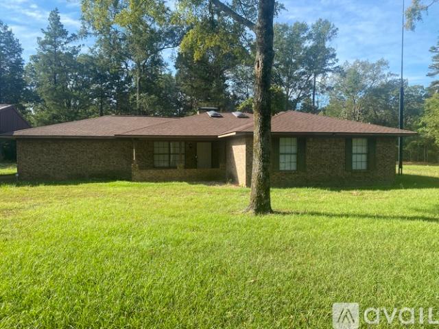 3 BR, 2 BA Apartment 7715 State Highway 64, Ben Wheeler, TX 75754