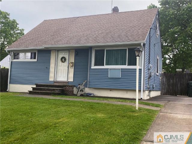 3 BR, 2 BA Apartment 77 Plymouth Dr, Iselin, NJ 08830