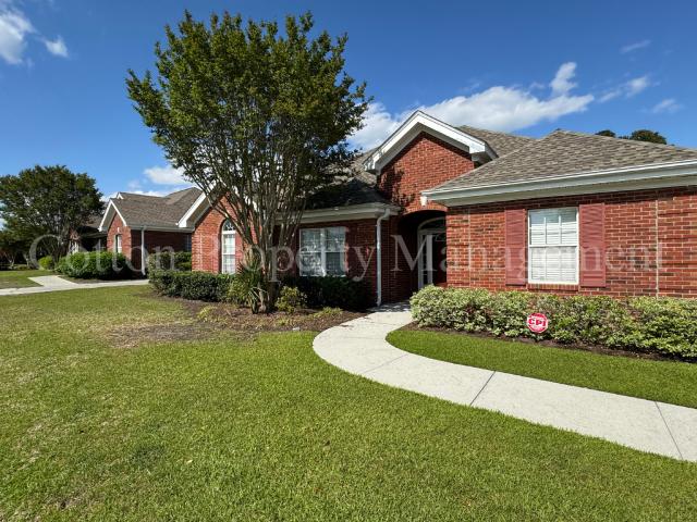 3 BR, 2 BA Apartment 7824 Sanderling Place, Wilmington, NC 28411