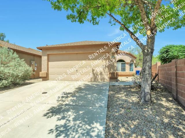 3 BR, 2 BA Apartment 7838 S Hidden Stone Ln, Tucson, AZ 85756