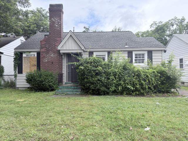 3 BR, 2 BA Apartment 793 N Hollywood St, Memphis, TN 38112