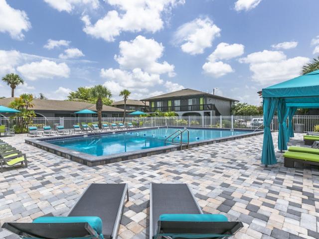 3 BR, 2 BA Apartment 7000 University Boulevard Unit 026500A, Winter Park, FL 32792