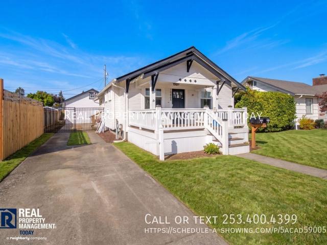 3 BR, 2 BA Apartment 7006 South Alder St Main, Tacoma, WA 98409