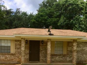 3 BR, 2 BA Apartment 700 Bonneville Dr, Mobile, AL 36695
