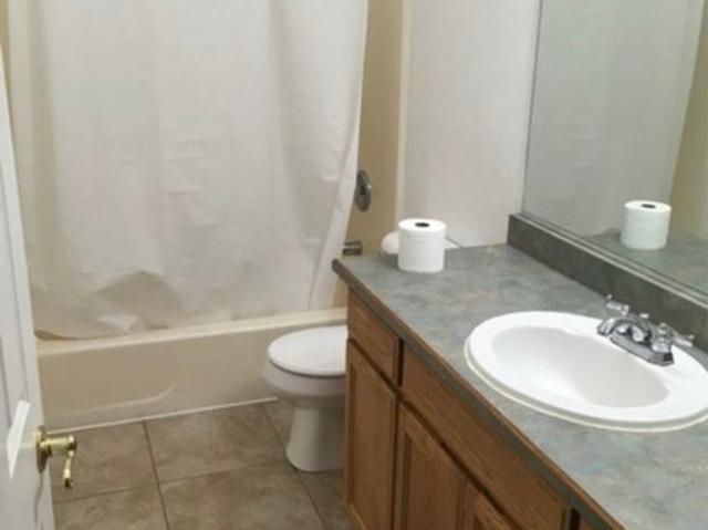 3 BR, 2 BA Apartment 7095 Fairview Drive, Kelseyville, CA 95451