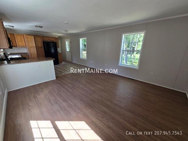 3 BR, 2 BA Apartment 70 Sweet Fern Drive, Greenbush, ME 04418
