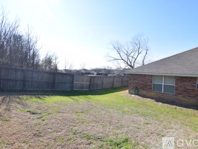3 BR, 2 BA Apartment 713 Olaf Dr, Unit A, Temple, TX 76504