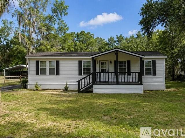 3 BR, 2 BA Apartment 7157 West Grant Street, Homosassa, FL 34448