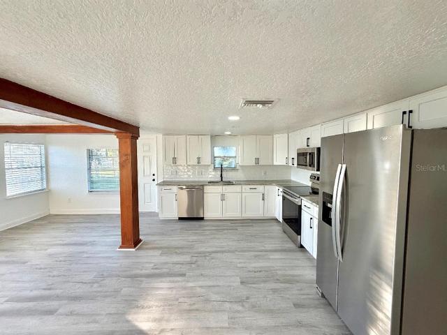 3 BR, 2 BA Apartment 715 East Silver Star Road, Ocoee, FL 34761