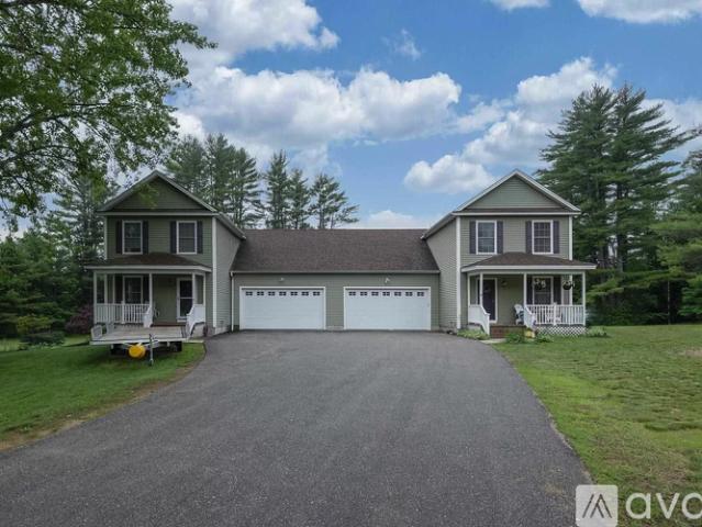 3 BR, 2 BA Apartment 7171 School St, Unit B, Loudon, NH 03307