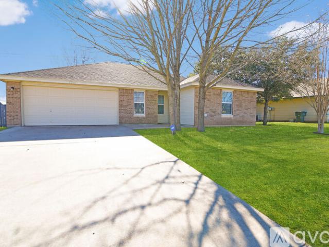 3 BR, 2 BA Apartment 7207 Freedom Dr, Temple, TX 76502