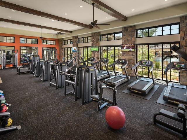 3 BR, 2 BA Apartment 7215 E Silverstone Dr Unit 2028, Scottsdale, AZ 85255