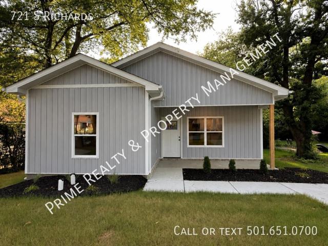 3 BR, 2 BA Apartment 721 S Richards, Benton, AR 72015