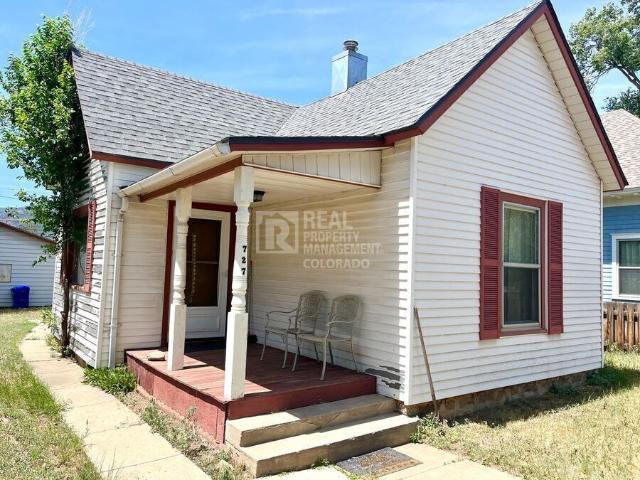 3 BR, 2 BA Apartment 727 W Cucharras, Colorado Springs, CO 80905
