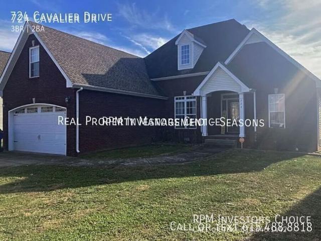 3 BR, 2 BA Apartment 724 Cavalier Dr, Clarksville, TN 37040