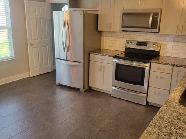 3 BR, 2 BA Apartment 7258 Ghiradelli Road, Knoxville, TN 37918