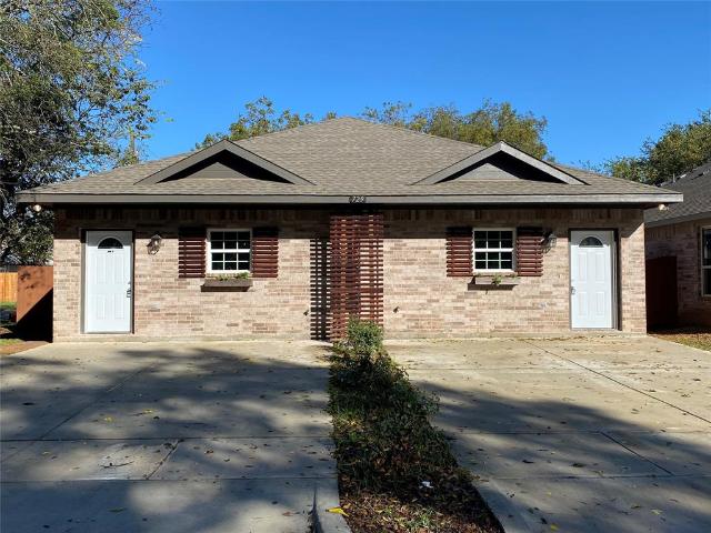 3 BR, 2 BA Apartment 729 East Brown Street, Cleburne, TX 76031