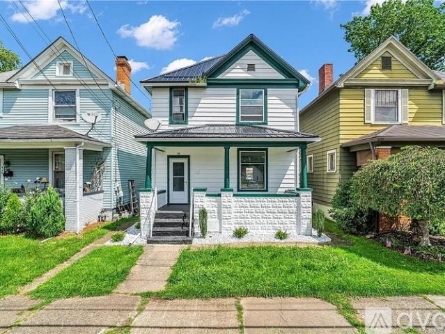 3 BR, 2 BA Apartment 736 Market Street, Bridgewater, PA 15009